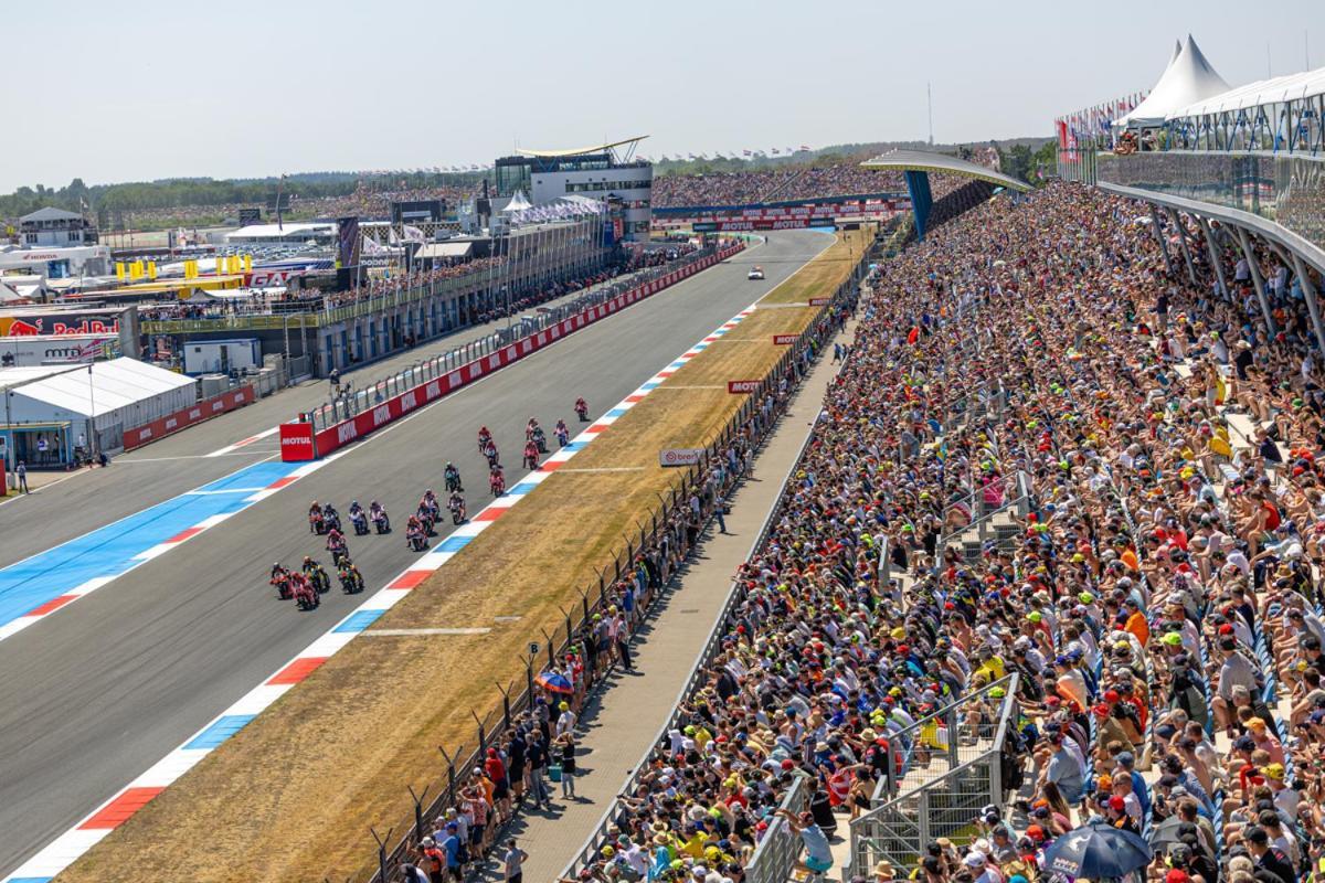 100 Jaar Tt Circuit Assen 2025 Glamping Incl Stroom Exterior foto