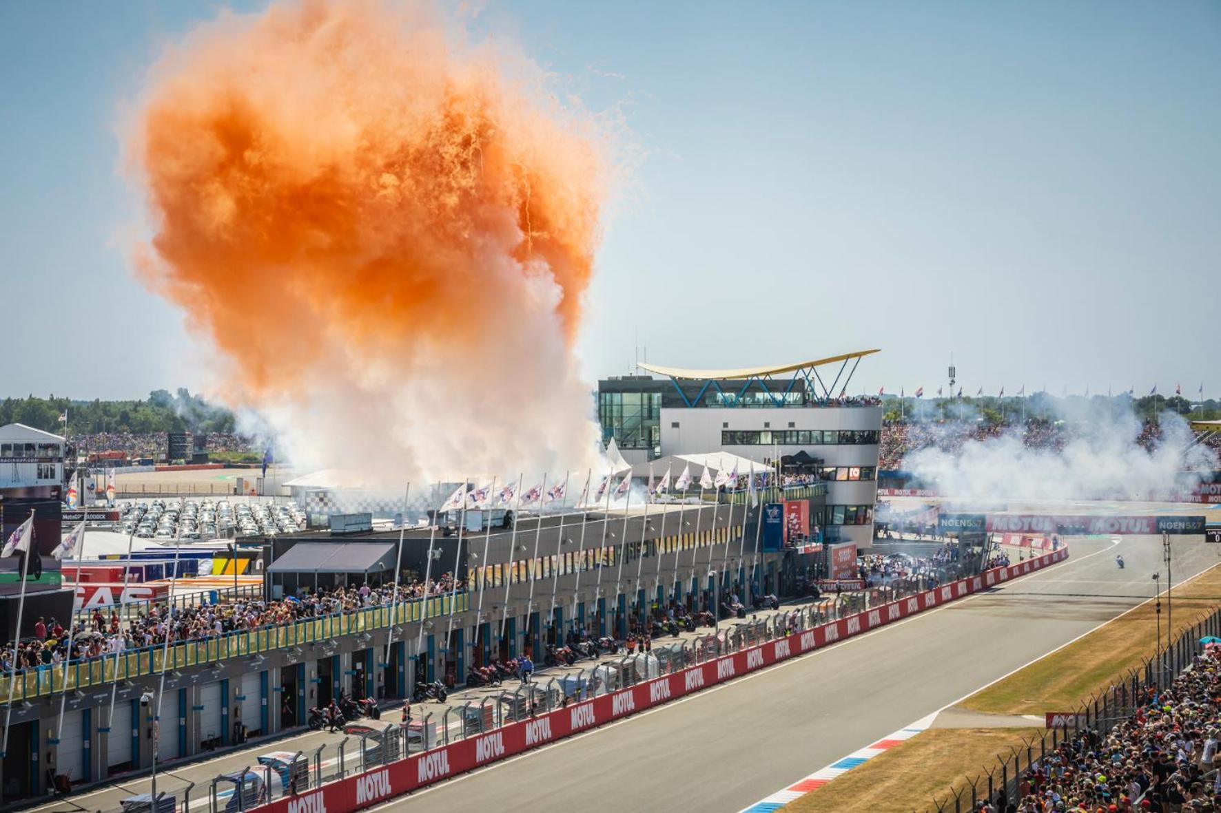 100 Jaar Tt Circuit Assen 2025 Glamping Incl Stroom Exterior foto